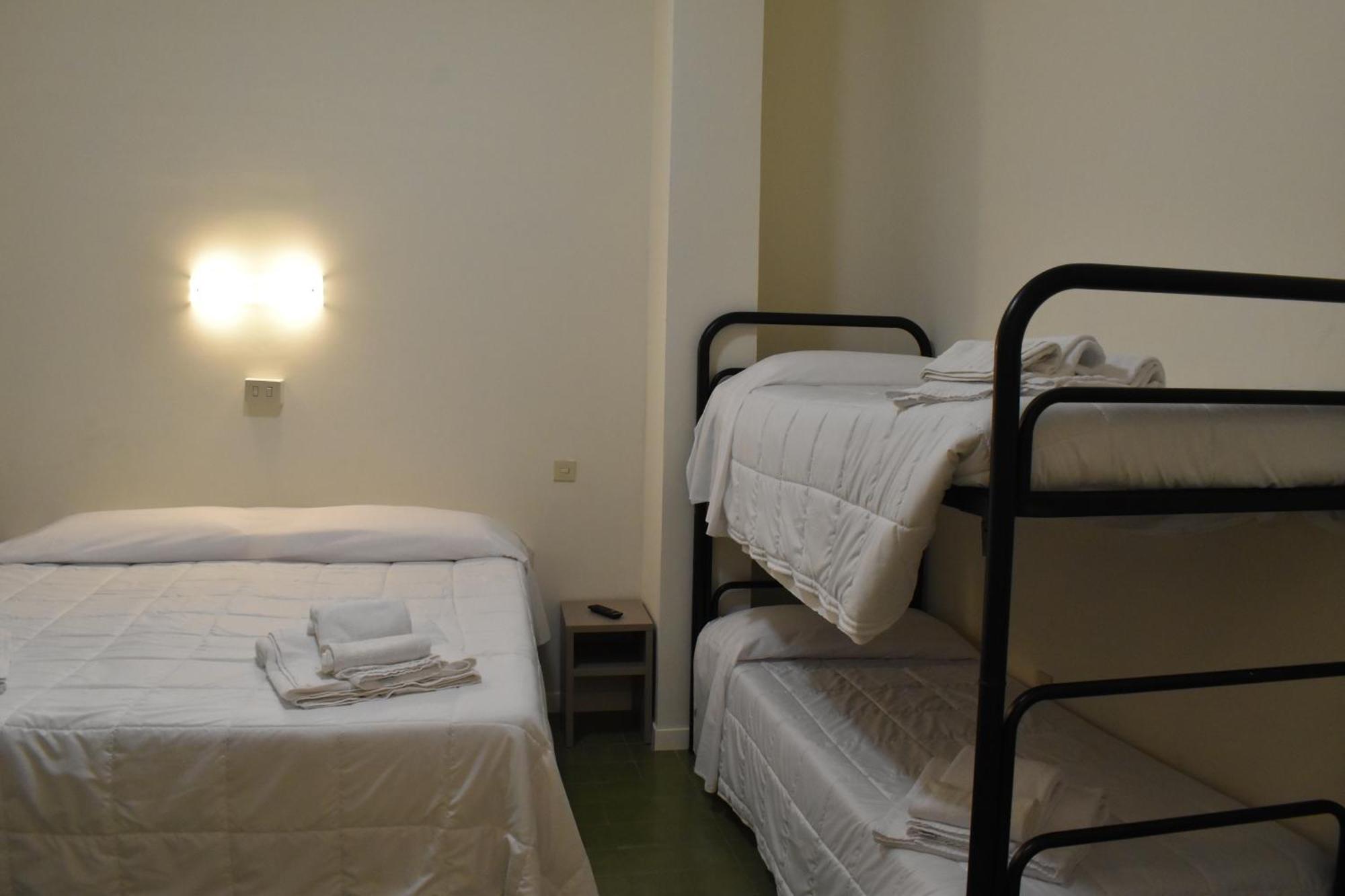 Pensione Piemonte Loreto Exteriör bild